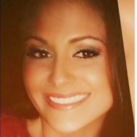 Meet your Posher, Amber - Picture 1 of 1